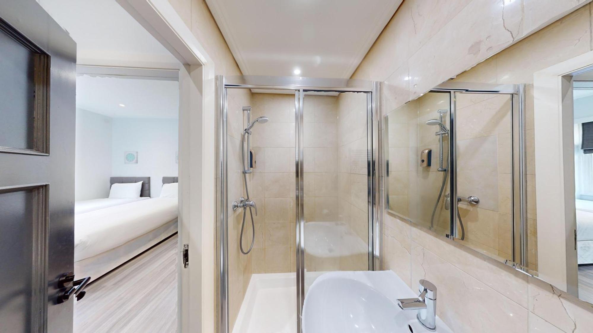 Msk Premium Apartment Лондон Екстериор снимка